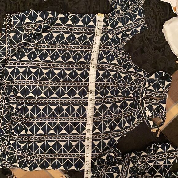 LuLuMari NWT szL cold shoulder blouse long double ruffle sleeves side zip w/ties - Picture 7 of 16